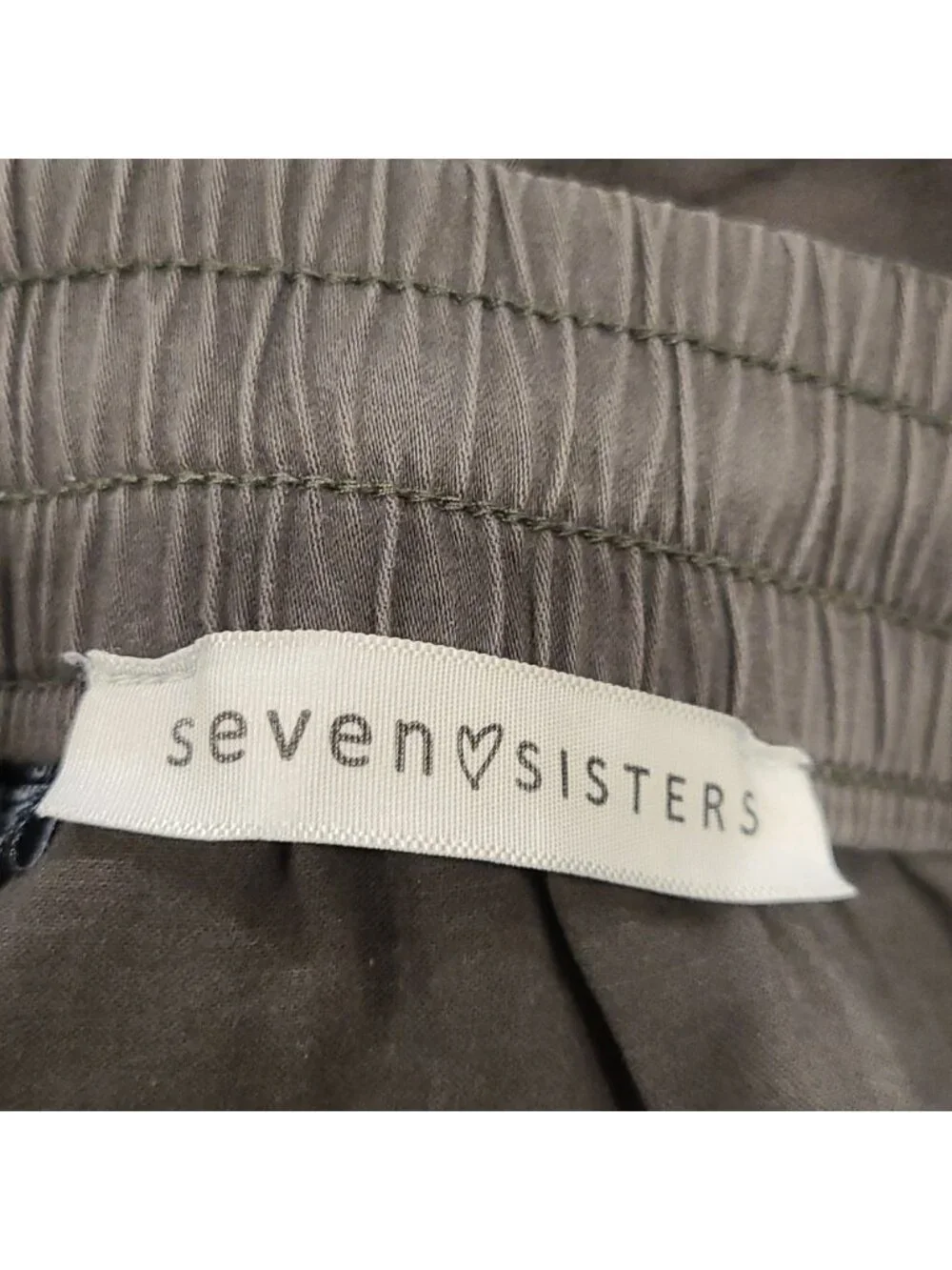 Seven sisters green cargo type joggers
